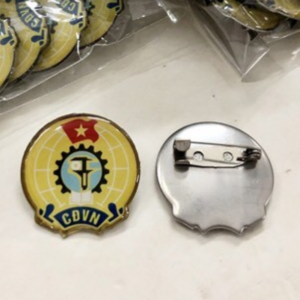 Huy hiệu công đoàn giá xưởng, in nhanh giao trong ngày