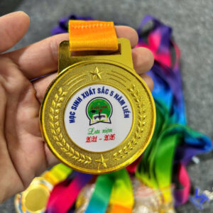 Huy chương tặng học sinh xuất sắc giá gốc tận xưởng